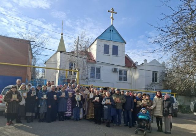 Наш храм нуждается в вашей помощи