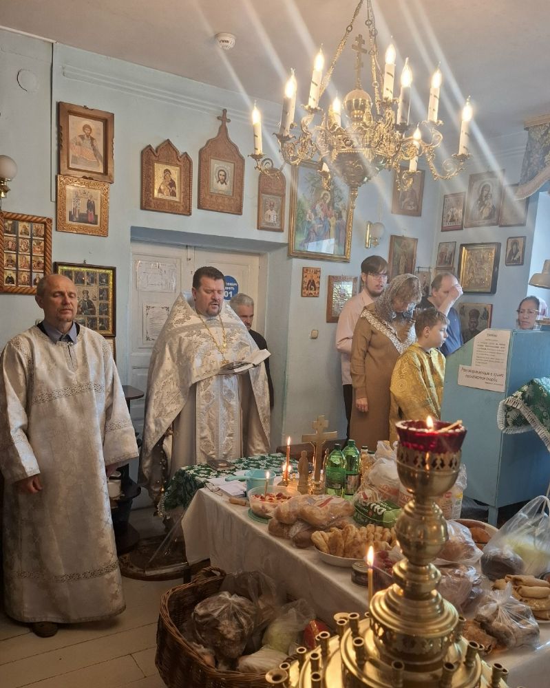 Сегодня особенный день — Троицкая родительская суббота
